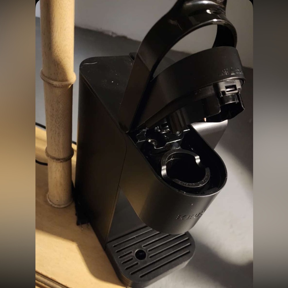 Black Single-Serve K-Express Essentials Keurig and Coffee Pod Holder - Picture 3 of 5